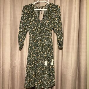 Chic Floral Long Sleeve  Wrap Dress in Green